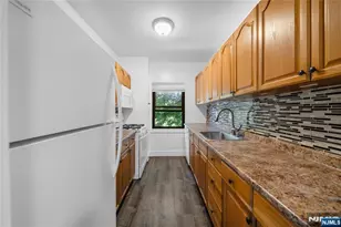 81 Chester Pl A2C, Englewood, NJ 07631 - Photo 7