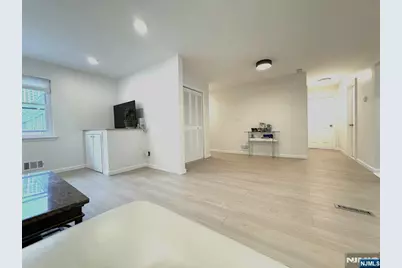 234 Columbia Avenue 11 #11, Fort Lee, NJ 07024 - Photo 3