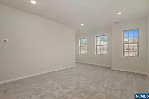 7 Leahy Dr, Wood Ridge, NJ 07075 - Photo 29