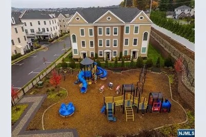 7 Leahy Drive, Wood Ridge, NJ 07075 - Photo 47