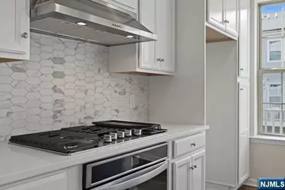 7 Leahy Drive, Wood Ridge, NJ 07075 - Photo 11