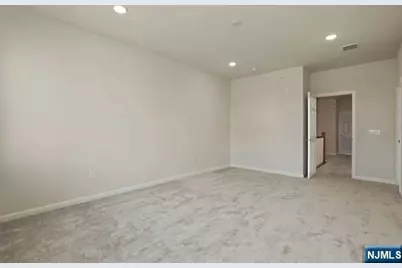 7 Leahy Drive, Wood Ridge, NJ 07075 - Photo 25