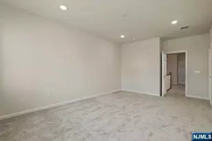 7 Leahy Dr, Wood Ridge, NJ 07075 - Photo 25