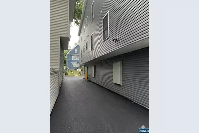62 Columbia Avenue, Newark, NJ 07106 - Photo 3