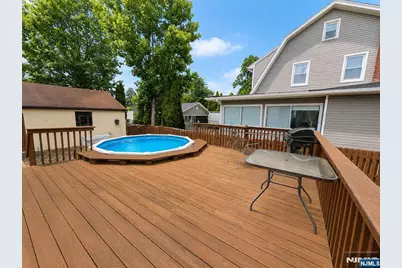 72 Rosedale Avenue, Elmwood Park, NJ 07407 - Photo 5
