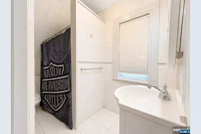 72 Rosedale Avenue, Elmwood Park, NJ 07407 - Photo 25