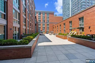 201 Marin Boulevard 813 #813, Jersey City, NJ 07302 - Photo 17