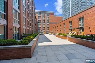 201 Marin Blvd 813, Jersey City, NJ 07302 - Photo 17
