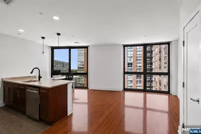 201 Marin Boulevard 813 #813, Jersey City, NJ 07302 - Photo 1