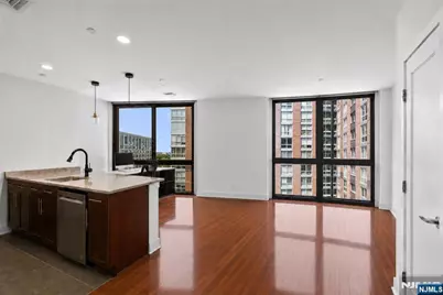 201 Marin Boulevard 813 #813, Jersey City, NJ 07302 - Photo 11