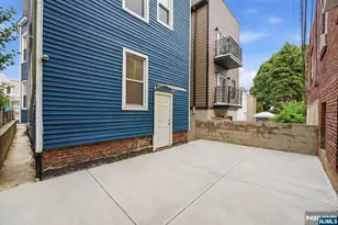 244 Clinton Ave, Jersey City, NJ 07304 - Photo 5