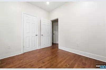 244 Clinton Avenue, Jersey City, NJ 07304 - Photo 27