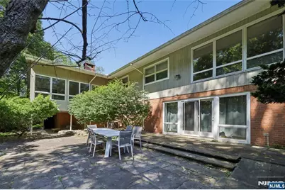 192 Stonehurst Drive, Tenafly, NJ 07670 - Photo 19