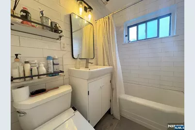 500 Linwood Drive 2G #2G, Fort Lee, NJ 07024 - Photo 13