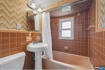 741 Briarcliff Avenue, Maywood, NJ 07607 - Photo 15