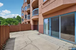 302 Chase Ct 302, Edgewater, NJ 07020 - Photo 23