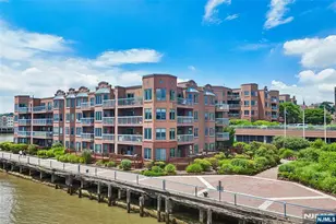 302 Chase Ct 302, Edgewater, NJ 07020 - Photo 45