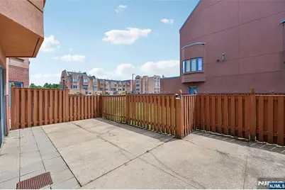 302 Chase Court 302 #302, Edgewater, NJ 07020 - Photo 21