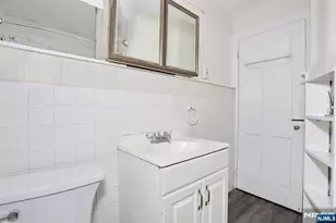 325 New Bridge Rd, Bergenfield, NJ 07621 - Photo 17