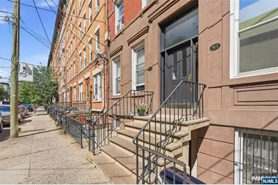 913-915 Willow Avenue 4A #4A, Hoboken, NJ 07030 - Photo 11