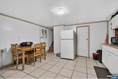 85 10th Street, Newark, NJ 07107 - Photo 25