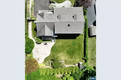211 Spruce Street, Midland Park, NJ 07432 - Photo 37