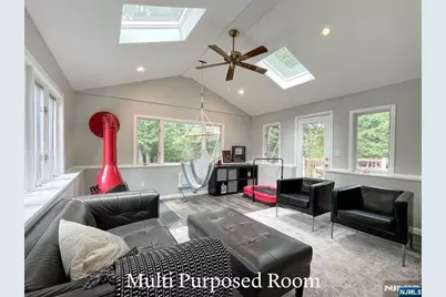 49 Walnut Drive, Tenafly, NJ 07670 - Photo 11
