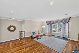 809 Edgewood Ln, Fort Lee, NJ 07024 - Photo 3