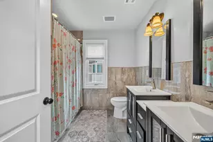 809 Edgewood Ln, Fort Lee, NJ 07024 - Photo 29
