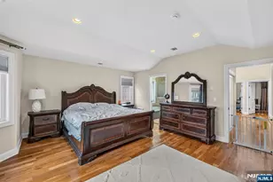 809 Edgewood Ln, Fort Lee, NJ 07024 - Photo 19
