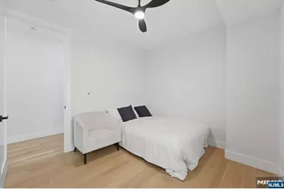 98 Western Avenue, Jersey City, NJ 07307 - Photo 15