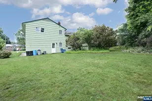 678 Oakley Pl, Oradell, NJ 07649 - Photo 25