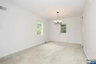 678 Oakley Pl, Oradell, NJ 07649 - Photo 7