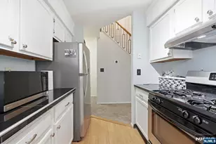 9 New Bedford Road G, West Milford, NJ 07480 - Photo 11