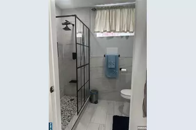 35-37 Montclair Avenue, Clifton, NJ 07011 - Photo 13