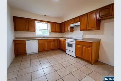 26-28 Mount Pleasant Avenue, Newark, NJ 07104 - Photo 21