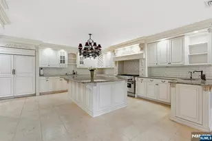 512 Warwick Ave, Teaneck Township, NJ 07666 - Photo 11