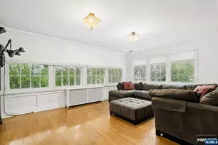 512 Warwick Ave, Teaneck Township, NJ 07666 - Photo 3