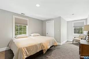 512 Warwick Ave, Teaneck Township, NJ 07666 - Photo 17