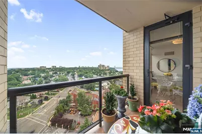 900 Palisade Avenue 17K #17K, Fort Lee, NJ 07024 - Photo 9