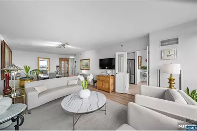 900 Palisade Avenue 17K #17K, Fort Lee, NJ 07024 - Photo 3