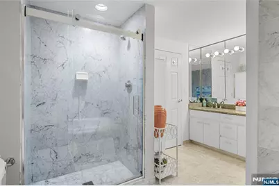 900 Palisade Avenue 17K #17K, Fort Lee, NJ 07024 - Photo 23
