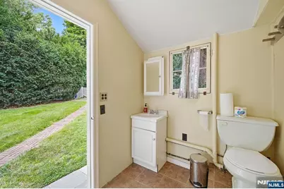 419 Sicomac Avenue, Wyckoff Township, NJ 07481 - Photo 15