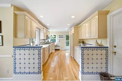 419 Sicomac Avenue, Wyckoff Township, NJ 07481 - Photo 29