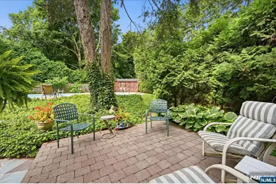 419 Sicomac Avenue, Wyckoff Township, NJ 07481 - Photo 9