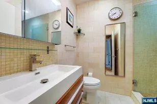 115 W Englewood Ave, Englewood, NJ 07631 - Photo 19