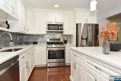89 Fisher Road, Mahwah, NJ 07430 - Photo 11