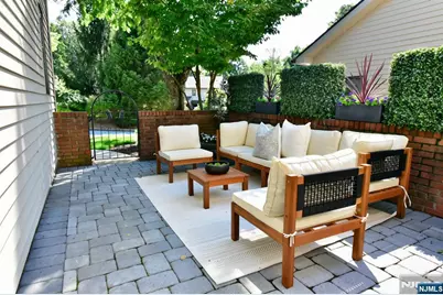 89 Fisher Road, Mahwah, NJ 07430 - Photo 3