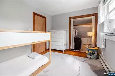 379 Kingsland Avenue, Lyndhurst Township, NJ 07071 - Photo 15