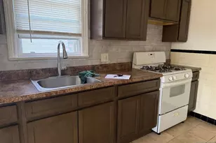 227-231 Illinois Ave 1st Fl, Paterson, NJ 07503 - Photo 5